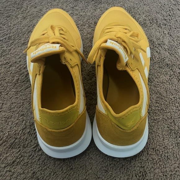 EUC Reebok Gold DMXFoam sneakers Women’s size 10 - Picture 4 of 5